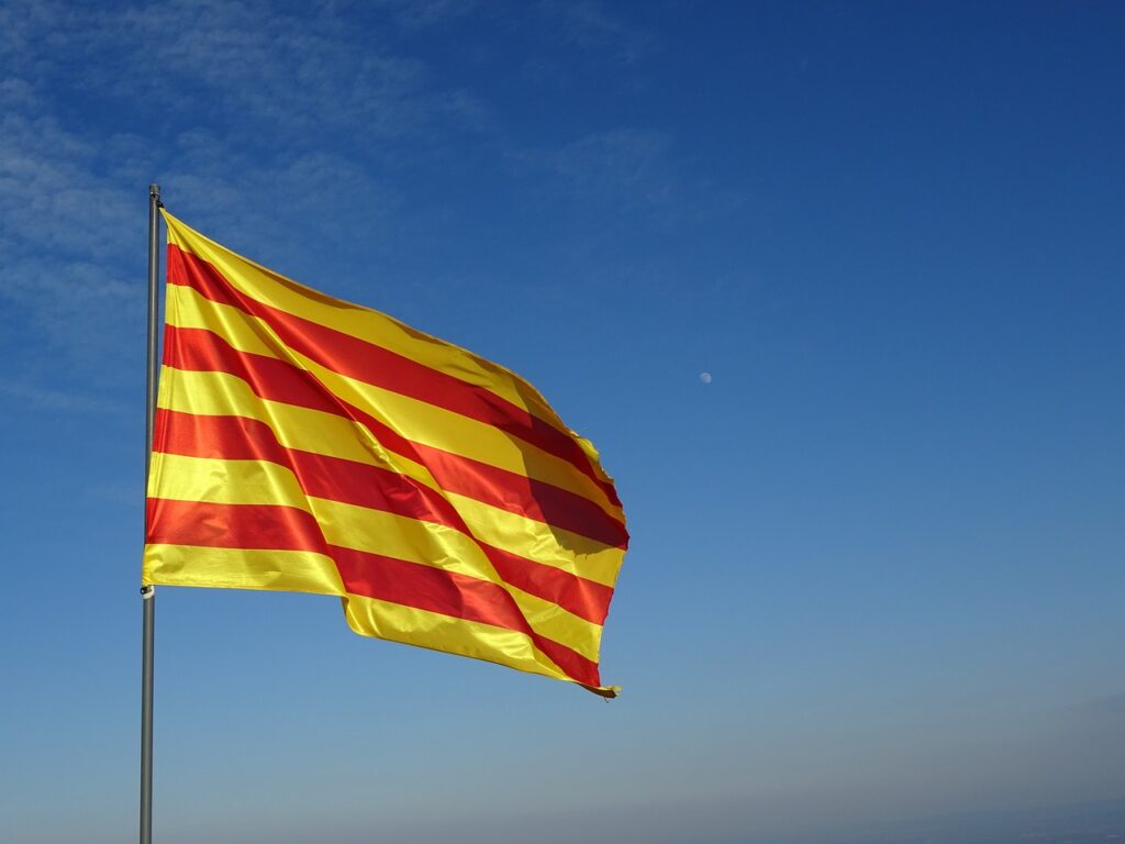 flag, catalan, senyera-2123796.jpg